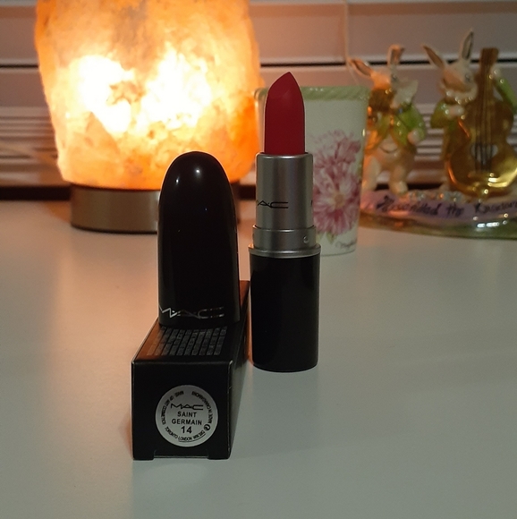 NWB!! MAC LIPSTICK 💋(SOLD SEPARATELY) - Picture 8 of 8